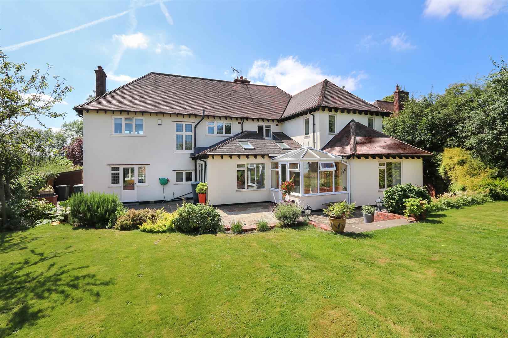 Fallows End, Baslow Road, Holymoorside, Chesterfield, S42 7HJ Dales